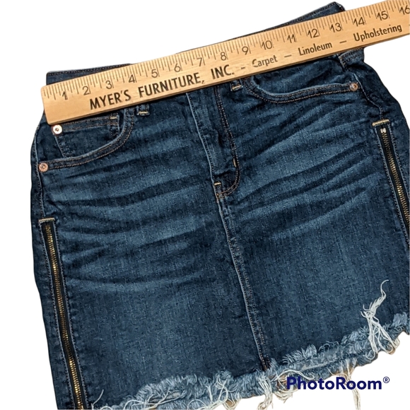 American Eagle denim skirt zipper destress whiskering 2 - Picture 6 of 8
